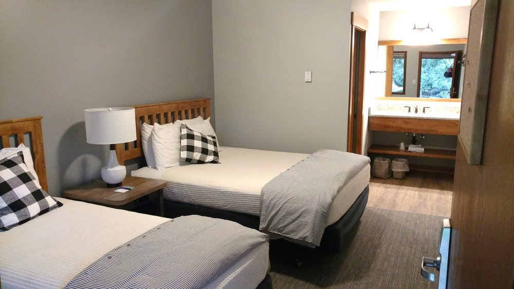 Chalet Lodge Room 17 - Image 2